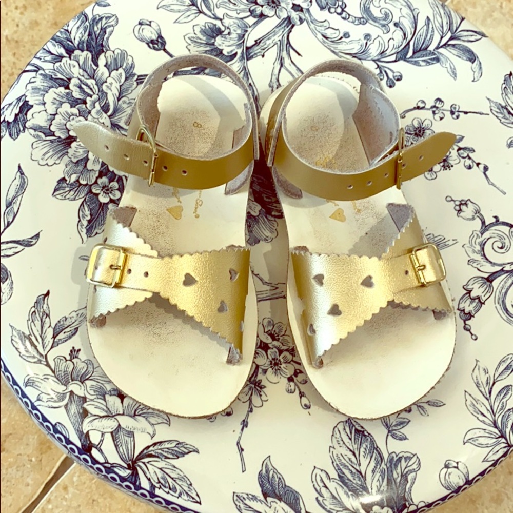 Salt Water Sweet Sun Sans sandals